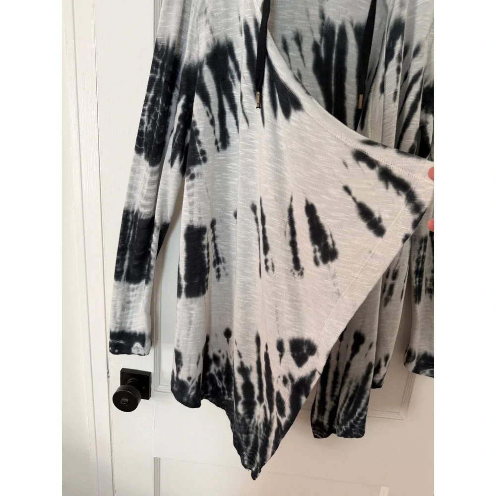 XCVI Tie Dye Hooded Cardigan M Black Gray Open Front Boho Asymmetrical Lagenlook